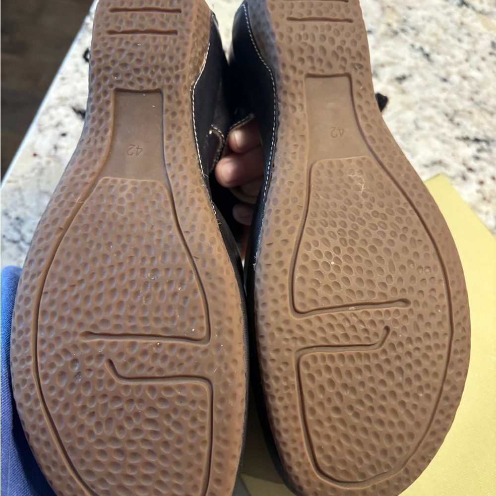 L'ATISTE Black Leather Loafers - Picture 7 of 7
